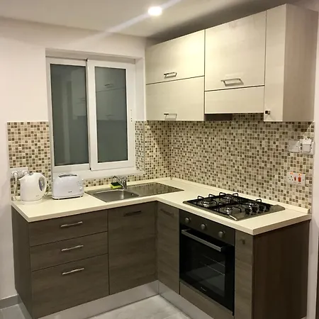 St Julians E 2 Bedroom * سانت جوليان