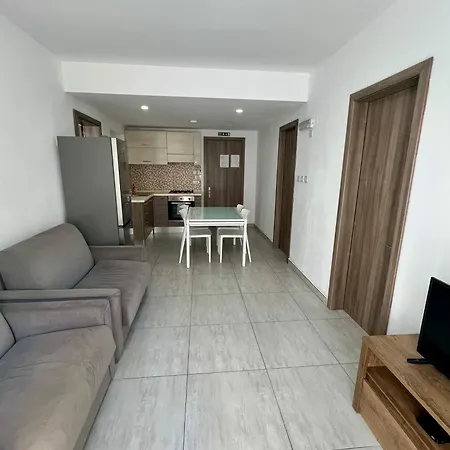 Apartmán St Julians E 2 Bedroom Saint Julian's